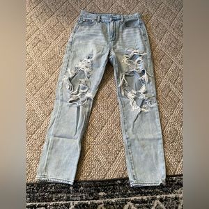 American Eagle Mom Jean size 4